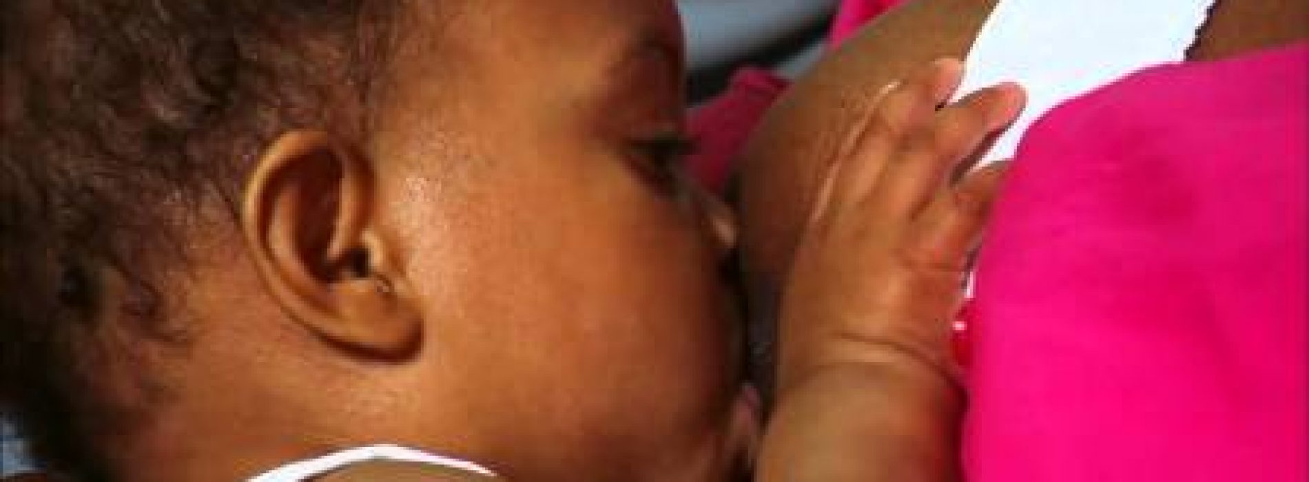 UN human rights experts urge countries to support breastfeeding