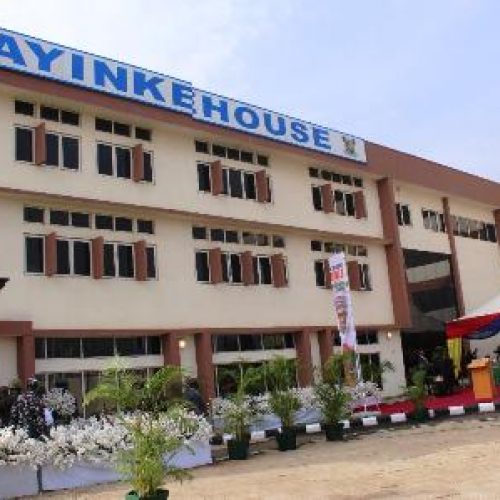 Buhari Unveils Refurbished 170-bed ‘Ayinke House’