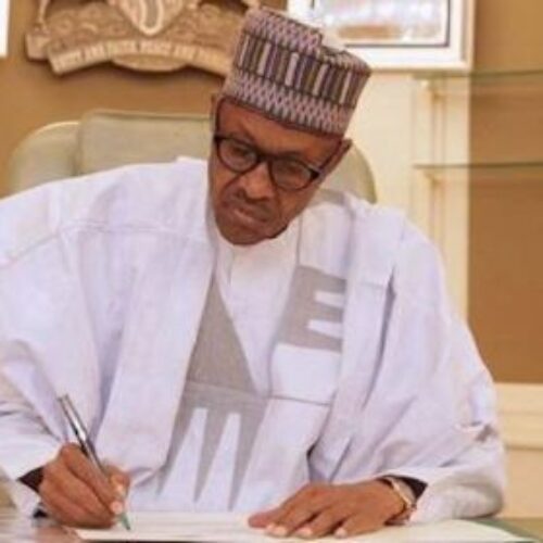 Buhari signs Executive Order on Coronavirus Health Protection Regulations 2021