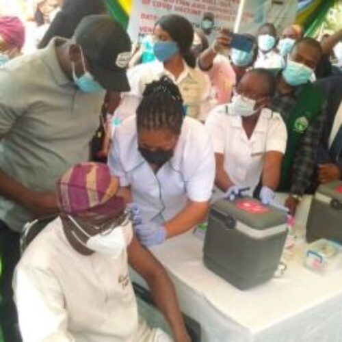 Lagos commences COVID-19 vaccination